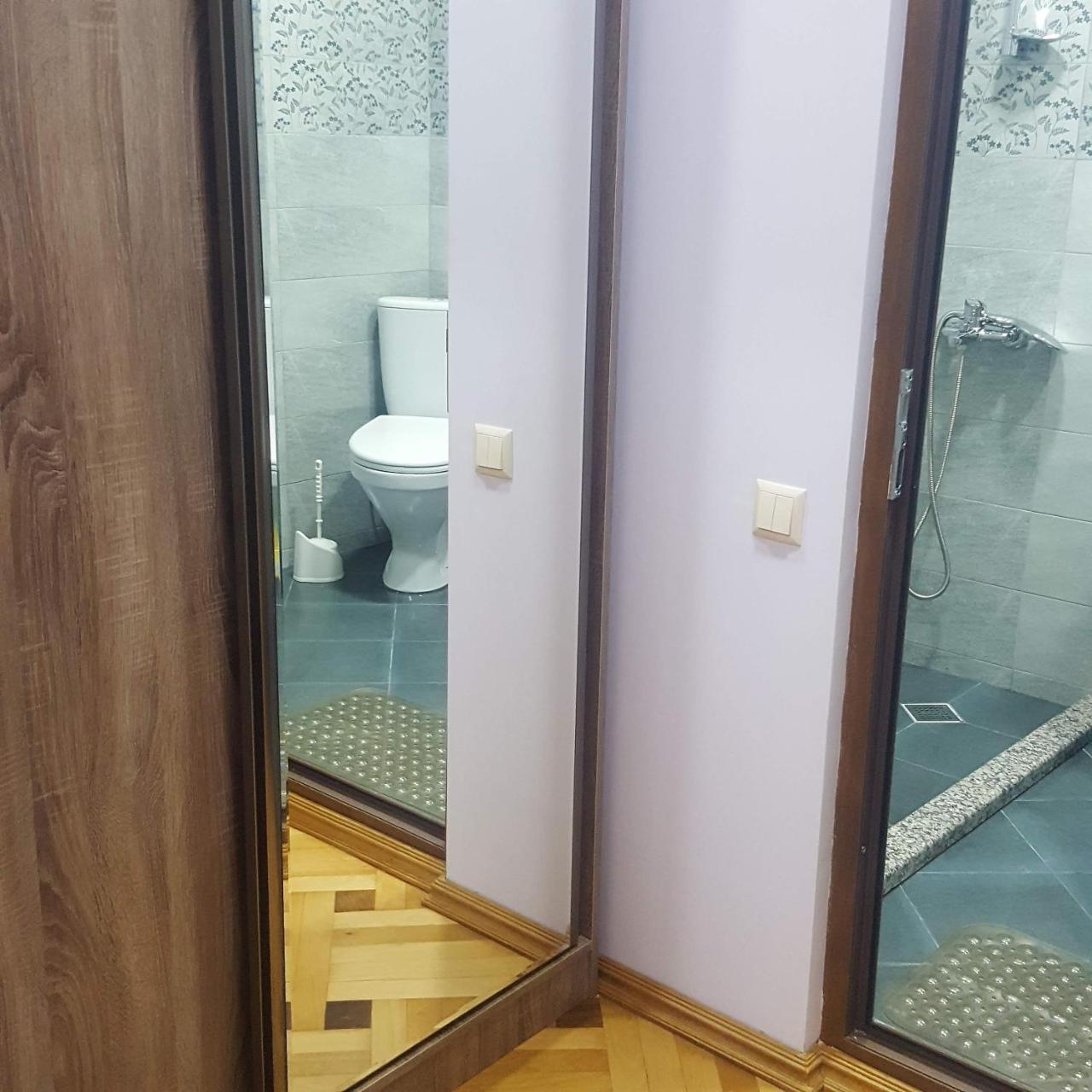 NaNa's Guesthouse Batumi Eksteriør billede