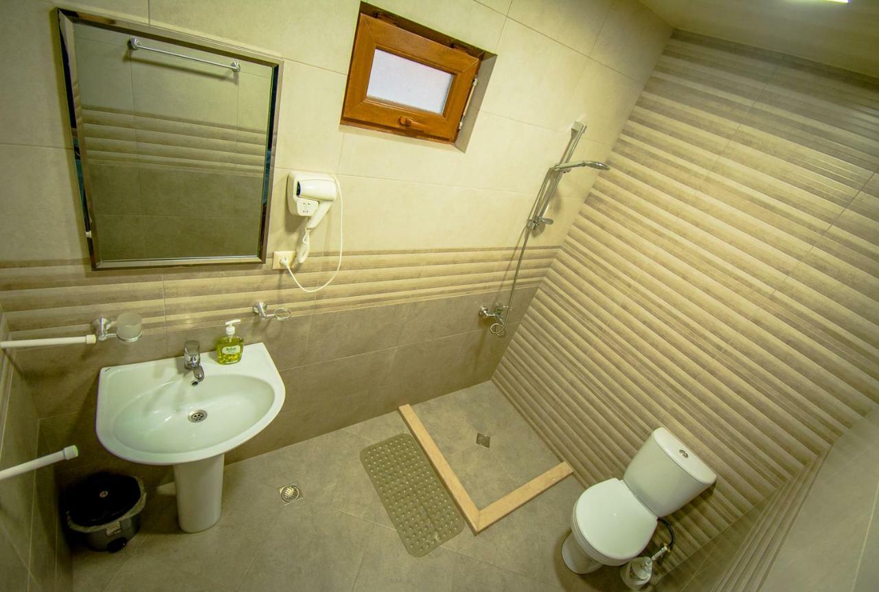 NaNa's Guesthouse Batumi Eksteriør billede