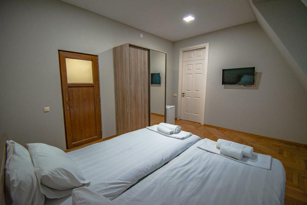 NaNa's Guesthouse Batumi Eksteriør billede